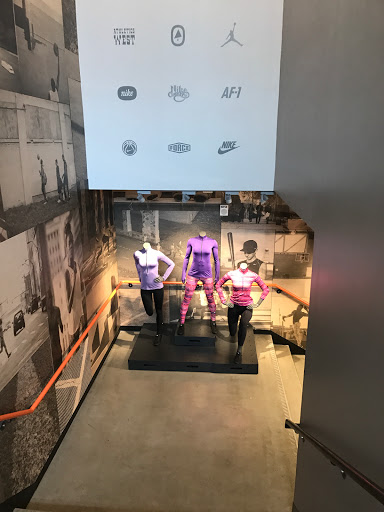 Sportswear Store «Nike», reviews and photos, 1261 Woodward Ave, Detroit, MI 48226, USA