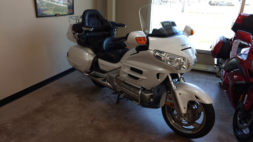 Motorcycle Dealer «2Brothers Powersports», reviews and photos, 905 Oak Ave S, Onalaska, WI 54650, USA