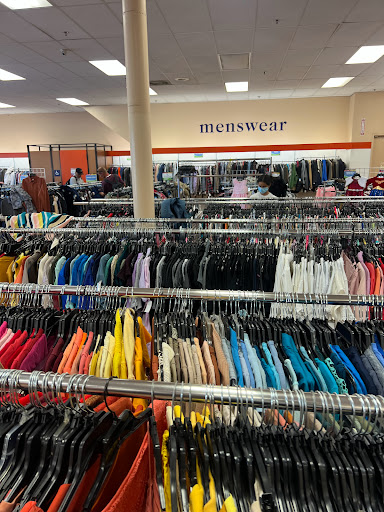 Thrift Store «Goodwill», reviews and photos