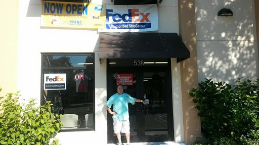 Mailing Service «New Smyrna Print Pak & Ship», reviews and photos, 538 Canal St, New Smyrna Beach, FL 32168, USA