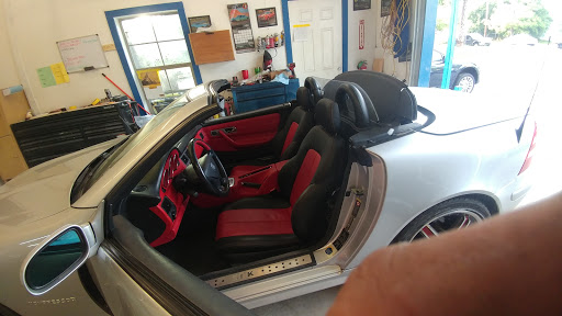 Auto Body Shop «Precision Auto Body», reviews and photos, 2801 Lyons Rd, Austin, TX 78702, USA