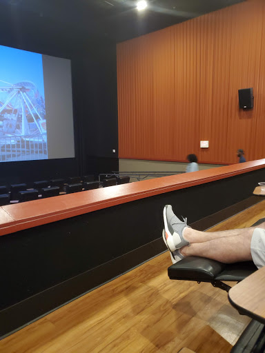 Movie Theater «Regal Cinemas Ronkonkoma 9», reviews and photos, 565 Portion Rd, Ronkonkoma, NY 11779, USA