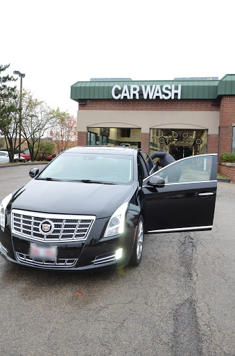 Car Wash «Platinum Car Wash & Lube Center», reviews and photos, 20 E Loop Rd, Wheaton, IL 60189, USA