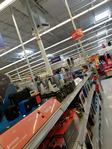 Sporting Goods Store «Academy Sports + Outdoors», reviews and photos, 6700 Columbia St, Evansville, IN 47715, USA