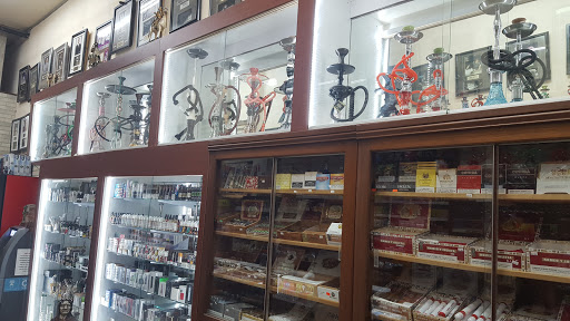 Tobacco Shop «Collins Tobacco», reviews and photos, 2611 Collins Ave, Miami Beach, FL 33140, USA