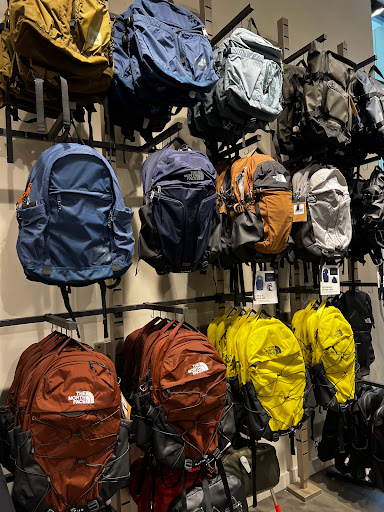 Clothing Store «The North Face», reviews and photos, 166 South Avenue, Bloomington, MN 55425, USA