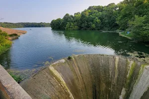 Wyandotte Spillway to Missouri River image