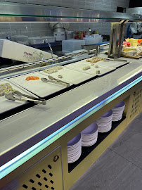 Atmosphère du Restaurant de type buffet Au Tour Du Monde à Saint-Alban - n°7