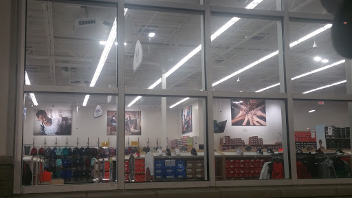 Shoe Store «WSS», reviews and photos, 1638 E Fremont St, Stockton, CA 95205, USA