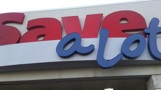 Grocery Store «Save-A-Lot», reviews and photos, 7240 S Stony Island Ave, Chicago, IL 60649, USA