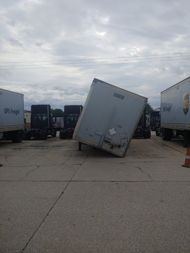 Freight Forwarding Service «UPS Freight», reviews and photos, 213 Blue Sky Pkwy, Lexington, KY 40509, USA
