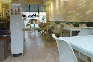 La Cafetería image