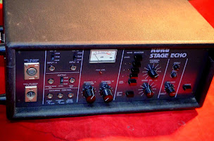 Photo n°22 de 1001 GUITARES à Marseille ()