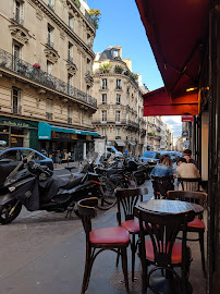 Atmosphère du Restaurant de spécialités du sud-ouest de la France Chez Papa à Paris - n°13
