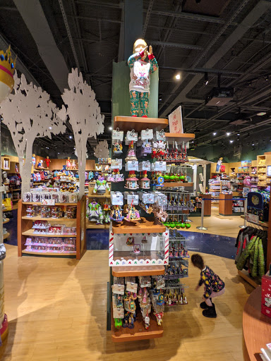 Toy Store «Disney Store», reviews and photos, 4400 Ashford Dunwoody Rd, Atlanta, GA 30346, USA