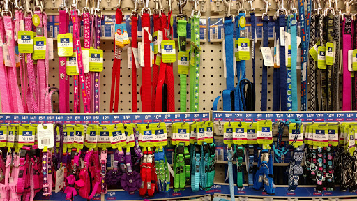 Pet Supply Store «PetSmart», reviews and photos, 10164 Colerain Ave, Cincinnati, OH 45251, USA