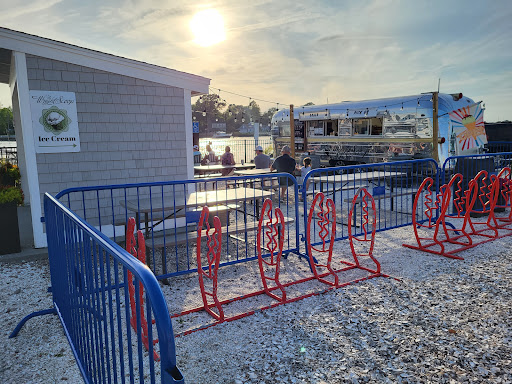 Seafood Market «Blount Market and KITCHEN», reviews and photos, 406 Water St, Warren, RI 02885, USA