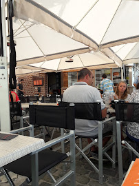 Atmosphère du Restaurant La Terrasse à Saint-Valery-sur-Somme - n°19