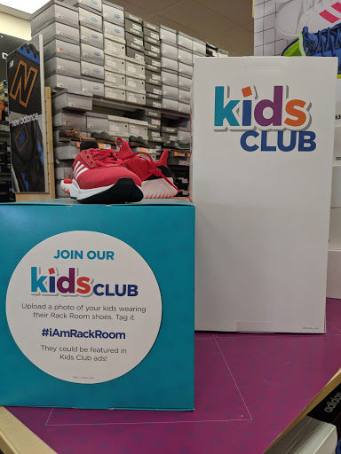 Shoe Store «Rack Room Shoes», reviews and photos, 18700 Limestone Commercial Dr, Pflugerville, TX 78660, USA