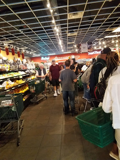 Shopping Mall «Lake Success Shopping Center», reviews and photos, 1526 Union Tpke, New Hyde Park, NY 11040, USA