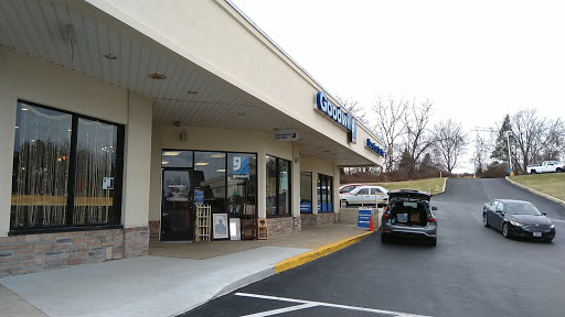 Thrift Store «Goodwill Boutique & Donation Center», reviews and photos, 235 Lancaster Ave, Frazer, PA 19355, USA