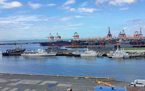 Port of Manila image