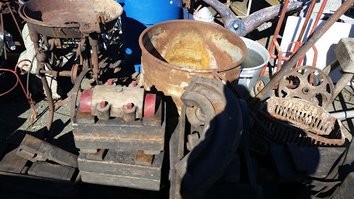 Antique Furniture Store «Old American Barn», reviews and photos, 107 Martinsburg Ave, Gordonsville, VA 22942, USA