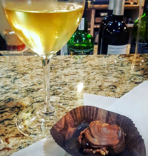 Wine Bar «WineStyles of West Des Moines», reviews and photos, 5515 Mills Civic Pkwy #120, West Des Moines, IA 50266, USA