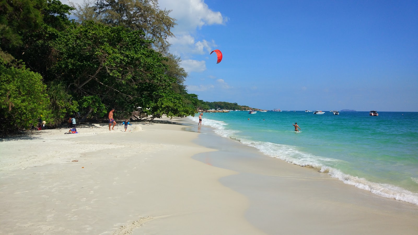 Photo of Koh Samet Beach with white fine sand surface