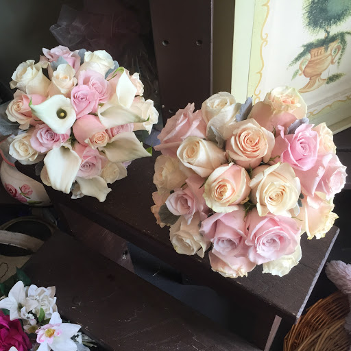 Florist «Flowers By Kelly», reviews and photos, 43 Atlantic Ave, Lynbrook, NY 11563, USA