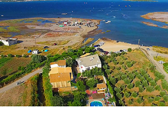 Urla Surf House - Kite School & Beach - Urla Kitesurf