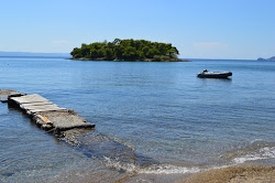 Photo de Koutsoupia beach zone sauvage