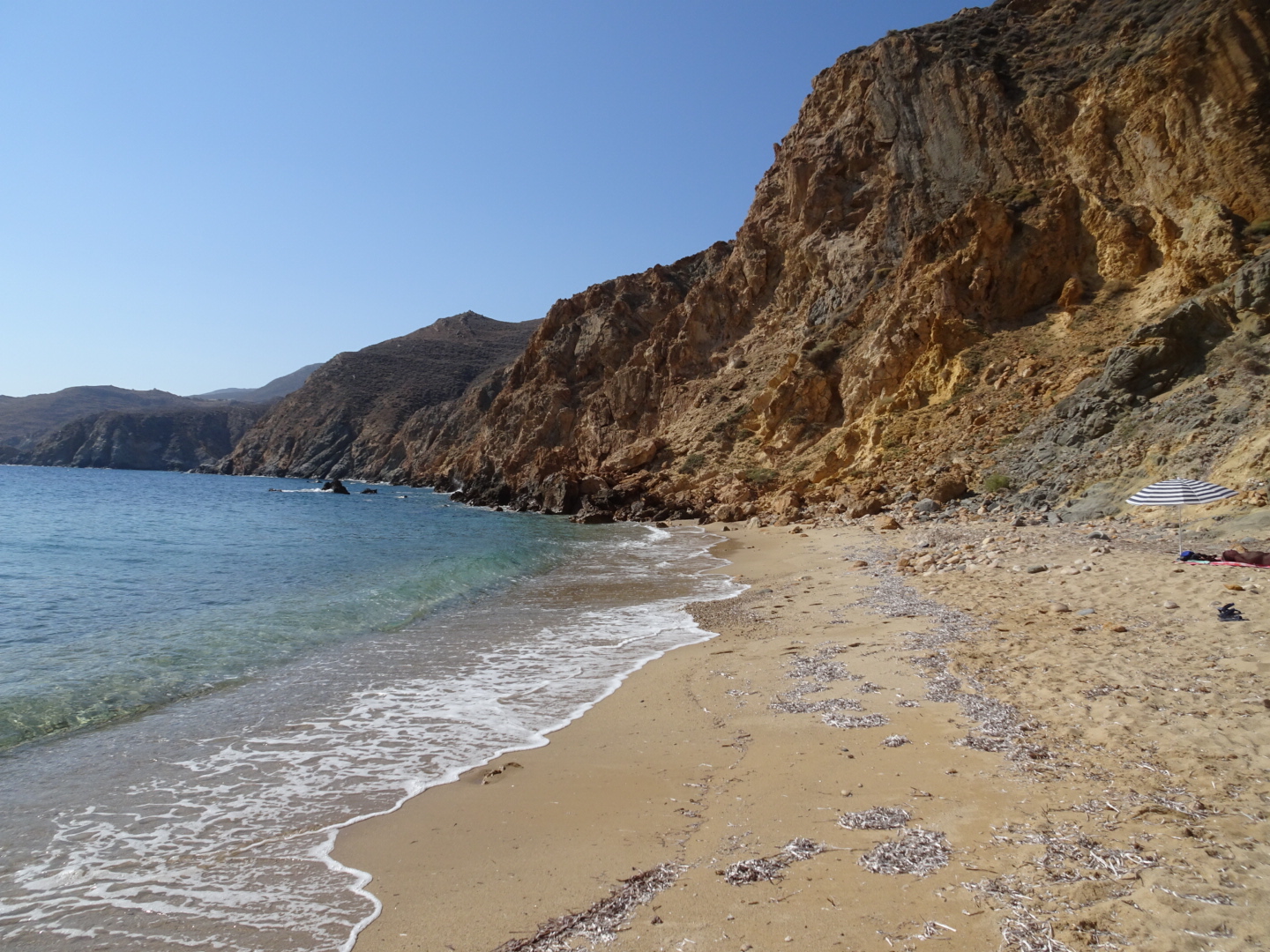 Foto van Livoskopos Beach met kleine baai