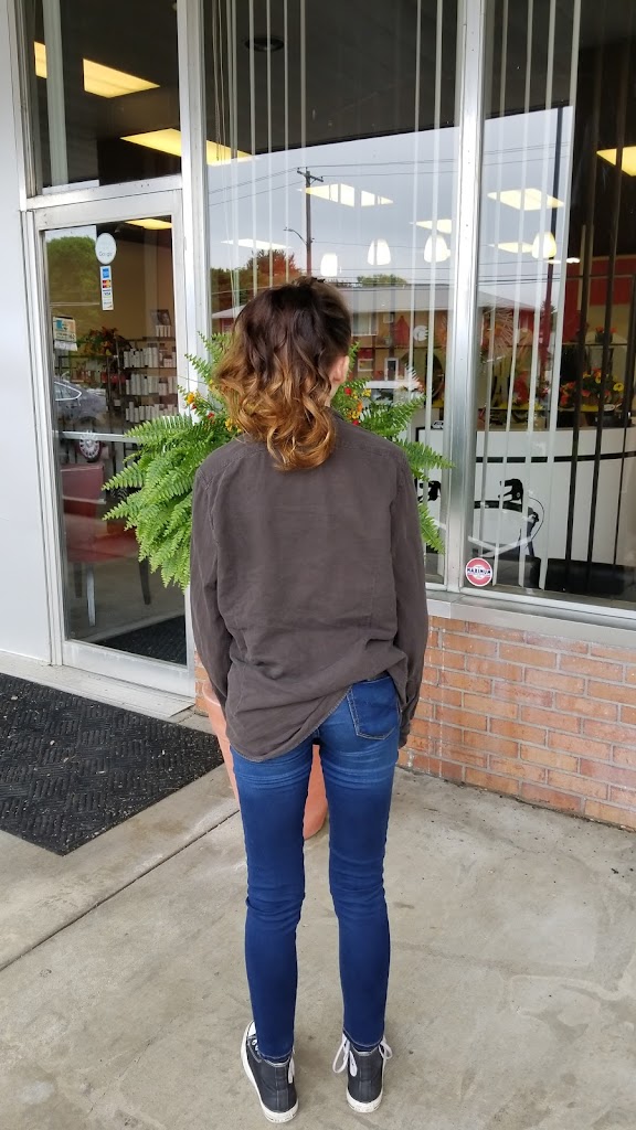 Nick's Hair Design 13760