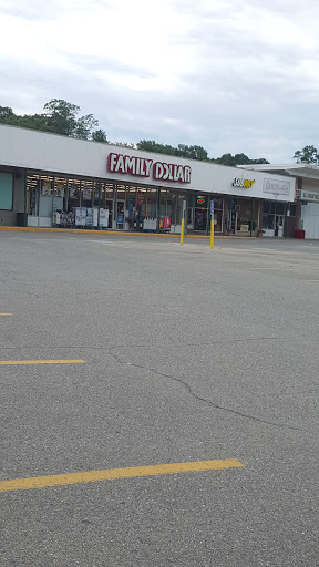 Family Dollar, 227 Lincoln Ave, Haverhill, MA 01830, USA, 