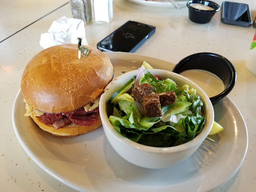 American Restaurant «Freshella Kitchen», reviews and photos, 7145 John W. Carpenter Fwy Suite A, Dallas, TX 75247, USA