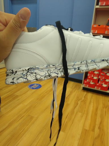 Shoe Store «Shoe Carnival», reviews and photos, 7111 W Alameda Ave, Lakewood, CO 80226, USA