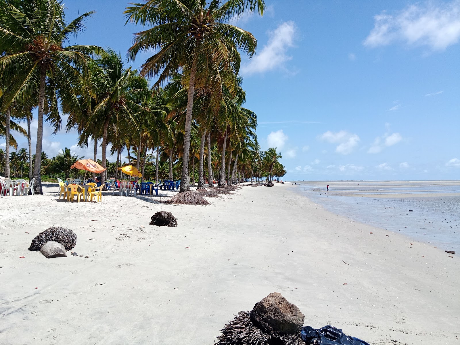 Foto di Praia do Capitao con una superficie del sabbia beige