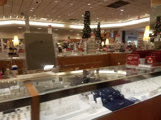 Shopping Mall «Dover Mall», reviews and photos, 1365 N Dupont Hwy, Dover, DE 19901, USA