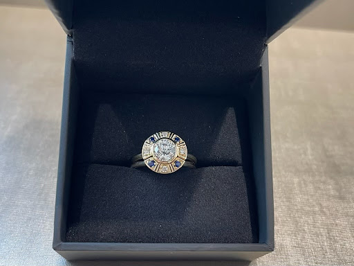 Jewelry Store «Kay Jewelers», reviews and photos, 7 Backus Ave Suite G202, Danbury, CT 06810, USA