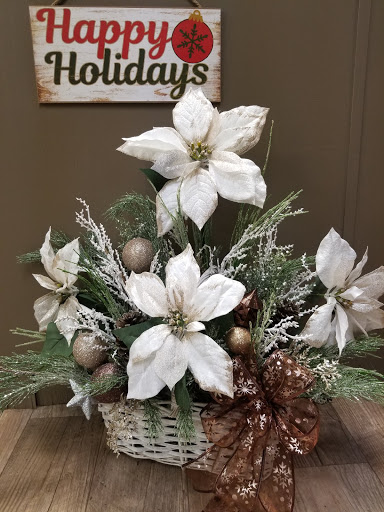 Florist «Myers Florist/Emerald Gardens Flowers», reviews and photos, 2906 Hillsborough Rd, Durham, NC 27705, USA