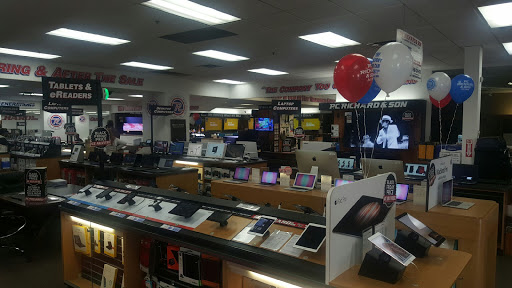 Appliance Store «P.C. Richard & Son», reviews and photos, 239-10 Linden Blvd, Elmont, NY 11003, USA