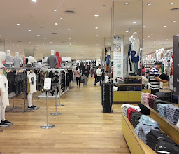 UNIQLO SUN PLAZA MEDAN photo