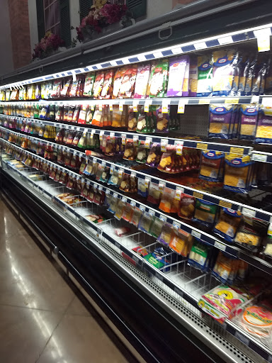 Grocery Store «Value Center Marketplace», reviews and photos, 37155 Harper Ave, Charter Twp of Clinton, MI 48036, USA