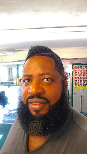 Barber Shop «The Five Star Barbershop», reviews and photos, 207 Long Ln, Upper Darby, PA 19082, USA