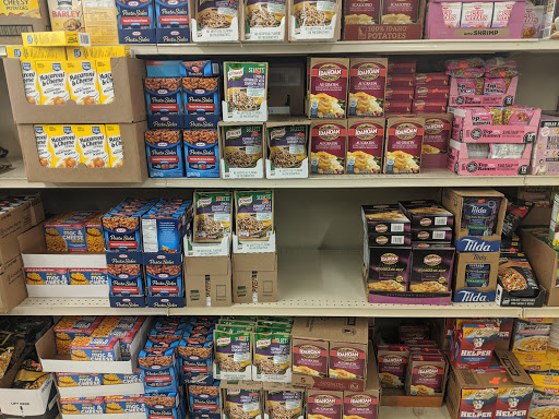 Grocery Store «United Grocery Outlet», reviews and photos, 4009 Rhea County Hwy # 102, Dayton, TN 37321, USA