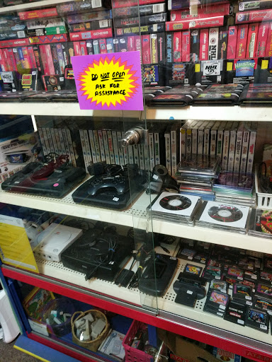 Video Game Store «Dustys Oldies and Goodies», reviews and photos, 8728 Co Rd 2301, Youngstown, FL 32466, USA
