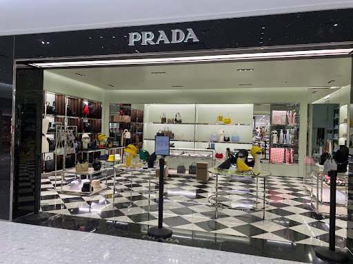 Department Store «Saks Fifth Avenue», reviews and photos, 9700 Collins Ave, Bal Harbour, FL 33154, USA