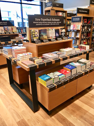 Book Store «Amazon Books», reviews and photos, 4545 La Jolla Village Dr, San Diego, CA 92122, USA