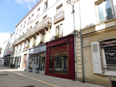 Agence Centrale De L'Or,Bijoux/Pieces/Lingot,Achats/Ventes Or et Argent à Chartres